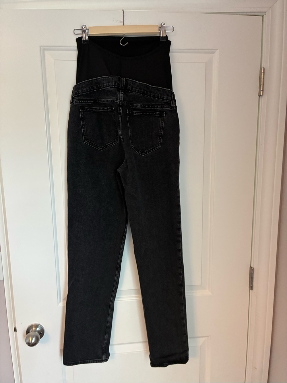 Abercrombie & Fitch Black Maternity Straight-Leg Jeans - Picture 3 of 7